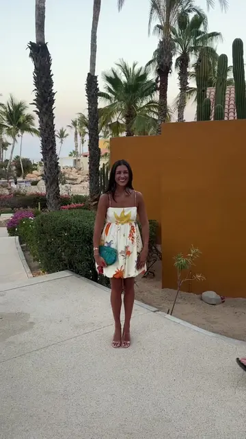 Our outfits … Mexico addition!! 😆 #cabo #outfit #vacationoutfits #beach @Nuuly_