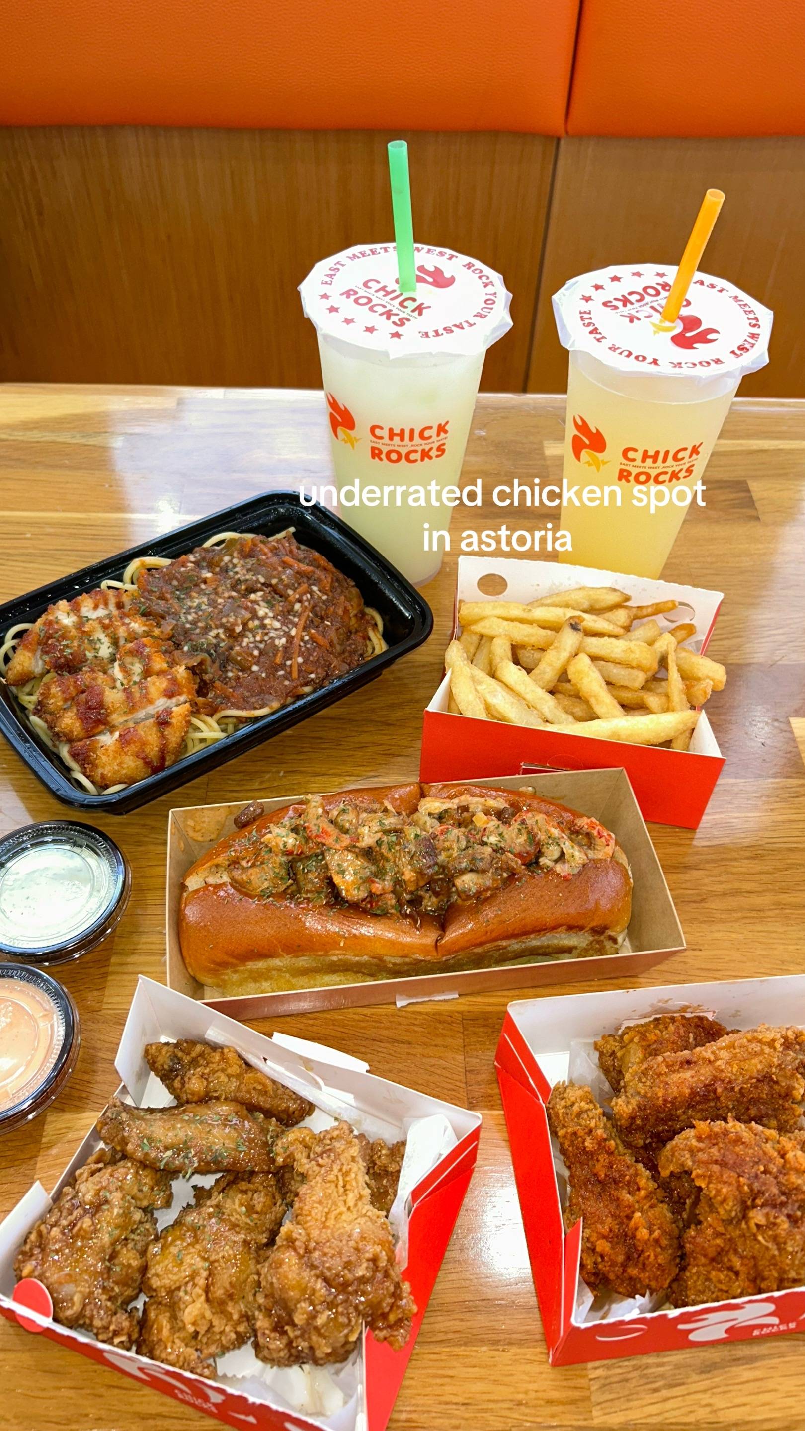 A must try #nycfood #chickenwings #lemonade 