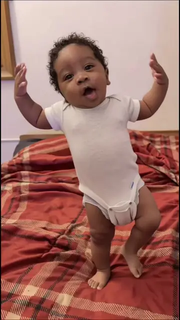 YAYA 🤣🤣🤣🤣#capcut #capcutpioneer #pioneertemplate #fyp #babydance 