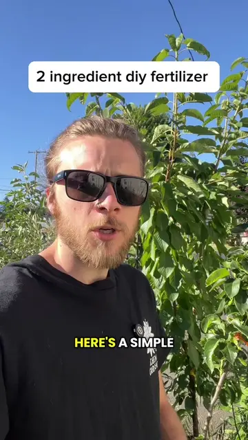 2 ingredient diy fertilizer recipe:  - 1 part organic fruit 🍌 - 1 part organic 