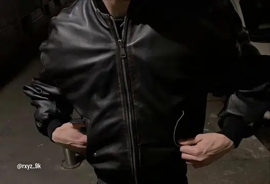 i just need a wardrobe full of leather jackets. #leather #leatherjacket #rxyz_9k
