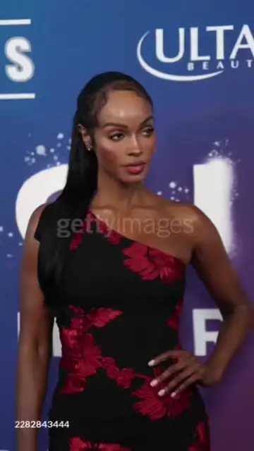 @Supergirl world premiere 