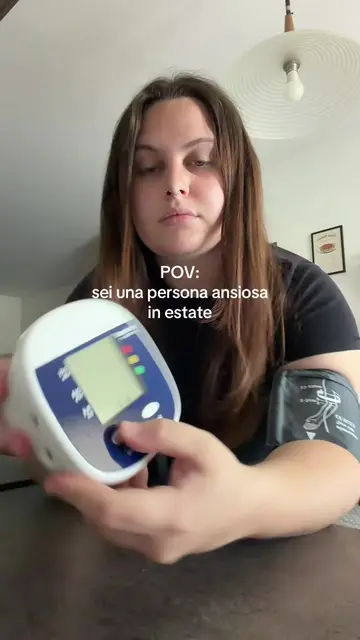 essere una persona ansiosa (e ipocondriaca) durante l’estate è una dura lotta e 
