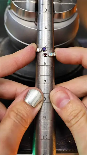 Open bypass rings are trickier than they look.  If you cut them at the bottom th