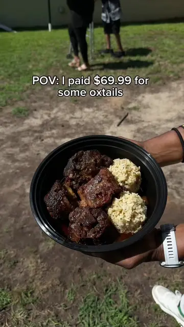 Delicious oxtails from Les BBQ