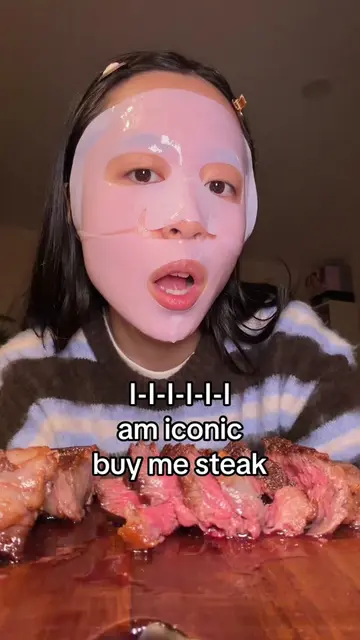 I-I-I-I-I-I am iconic buy me steak🫣 #iconicbymistake #illit #koreanskincare #co