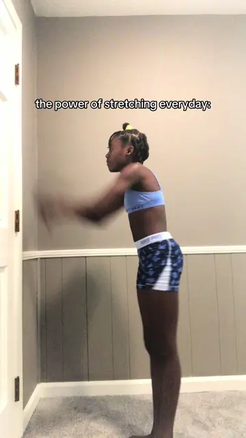 stretch routine soooon #stretching #cheer #flyer #flexible #foryoupage 