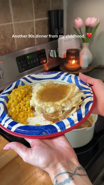 Tonight was an open-faced turkey sandwich with gravy, mashed potatoes, and corn.