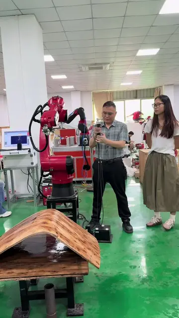 Non-programming spraying robot #industrial #spraying #painting #robotic #sixaxis