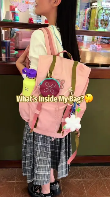 Look inside my pink backpack 🩷🎒  Scholar Backpack Two Tone in Light Pink is pa