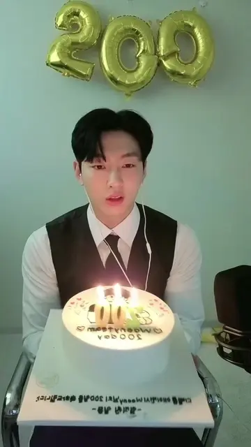 Thank you so much to everyone who came out to celebrate my 200th day streaming! 
