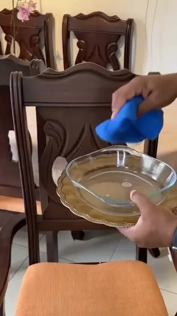Make Old Wooden Furniture Shine Like New in 1 Minute! ✨🪵 #WoodFurnitureHack #Fu