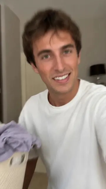 Mattia Stanga ha iniziato imitando la mamma in casa. Oggi Prada, Dior e Gucci se
