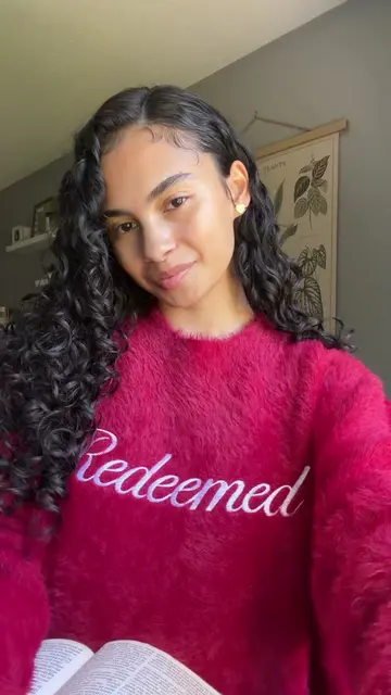 How beautiful is this pull over from @RunnethOver ??? 😍😍😍 Redeemed on the fro