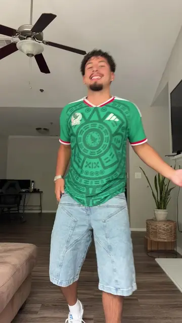 game day 🇲🇽🇧🇷 #OOTD #mexico #worldcup #brasil #latino