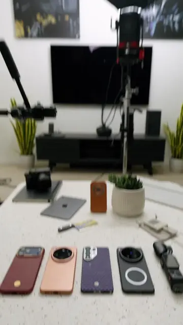 Can the camera stabilization on the iPhone 17 Pro Max, Galaxy S25 Ultra, Oppo Fi