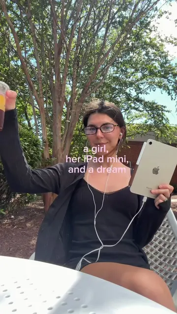 me and my iPad mini against the world 💗🧚🏼‍♀️✨ #ipad #ipadmini #ipadkid #toyst
