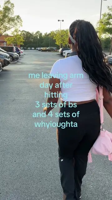 i promise imma figure out a good routine one of these days #armday #blackgymgirl