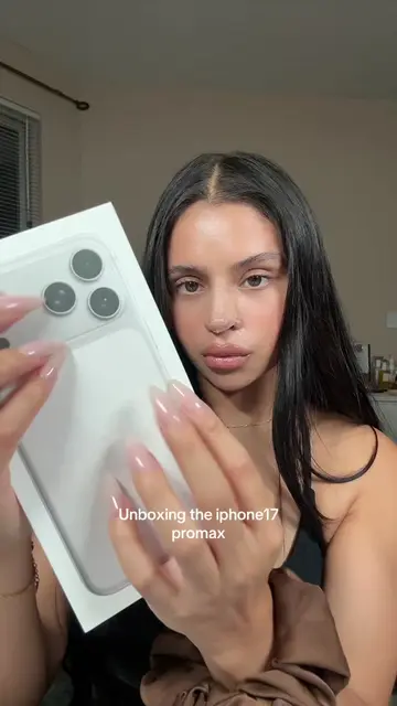 POV: you couldnt wait for the 18 😅 @apple #iphone17promax #unboxing #unboxingip
