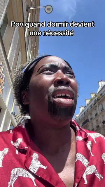 Les poils qui poussent vite à cause du soleil ok mais ne plus dormir c’est NON  