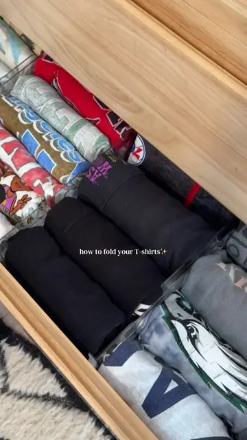 how to fold your t-shirts for a shallow and deep dresser drawer! 👏🏻✨ #resetorg