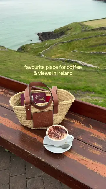 Add Caifé Na Tra to the list 🫶🏾 #fyp #dingle #coffeeshops #irelandtravel #irel