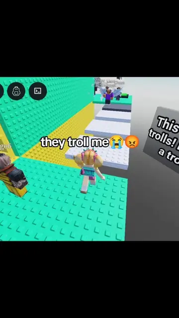 pls report hackers 😡#fyp#roblox#funny#robloxfyp #tower trolll