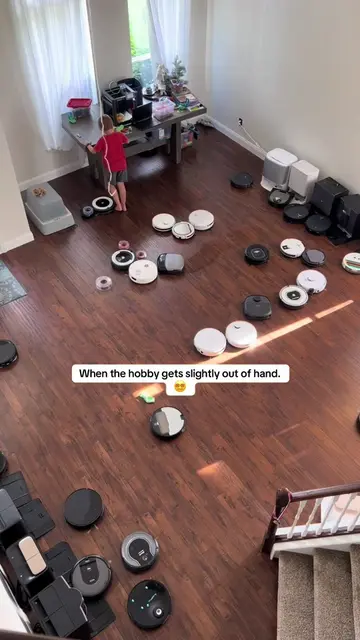 At least the floors are clean. #robotvaccuum #vacuumcleaners #roombaobsessed #ro