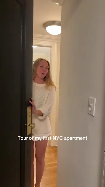 My first New York City big girl apartment!!! I can’t believe I’m moving out — I 