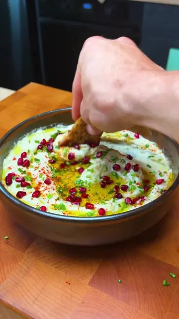 Creamy Zucchini Dip 🥒 Friday Dip Day is here!🔥 This week's dip is PERFECT if y