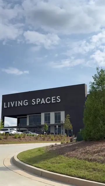 Georgia, it’s official🪞✨ @Living Spaces is now open in Buford! We stopped by to