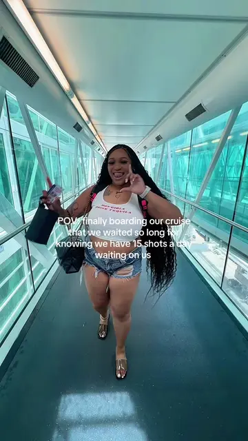 Finally made it on our cruise boat, prepare to be sick of us 🥳🛳️ who am I goin