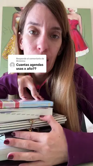 Respuesta a @lEminiina  Me habéis preguntado cuántas agendas uso al año… y la re