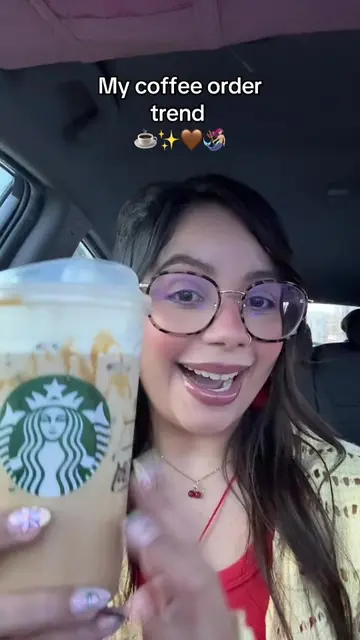 Esta orden que hice en @Starbucks  por primera vez me encantooooo demasiado 🤎🧜
