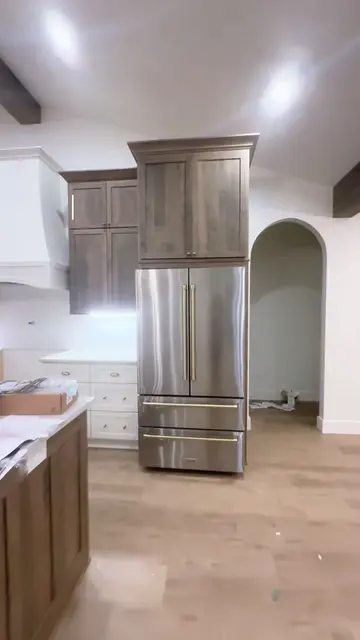 yall just wait till you see the stove🤩#fridge #newbuild #homebuilding #creators