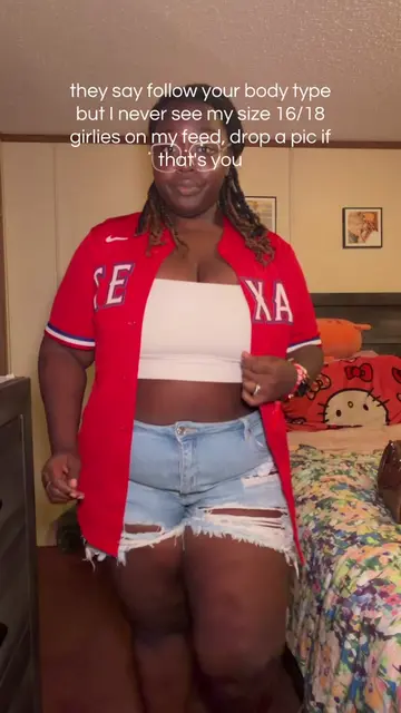 Where's all my plus size baddies #plussize #outfitinspo #biggirls #trend #style 