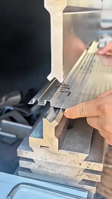 Great Wall panels—formed in a single pass. Precision tooling makes bending effor