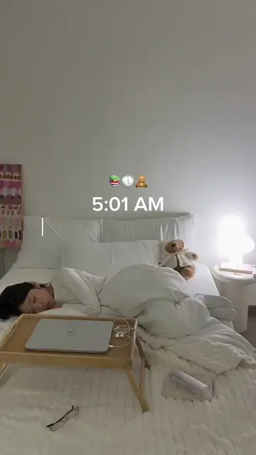productive study vlog at 5:00 AM 🕔 📚🧸 If you’re wondering why I was sleeping 