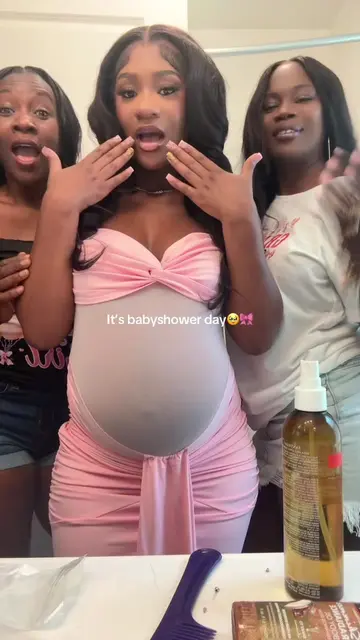 ITS CORONATION DAYYY FT MOMMY AND MIL🤣🩷 #babyshower #pregnantlife #pregnanttik