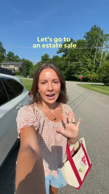 Wait till the end to see my favorite find! #estatesale #thrifting 