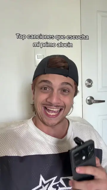 canciones que le gustan a mi primo #humor #amigos #primos #calificando #alucin 