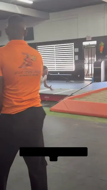 On-screen hook: The jump starts before you leave the ground…👇 Big jumps are not