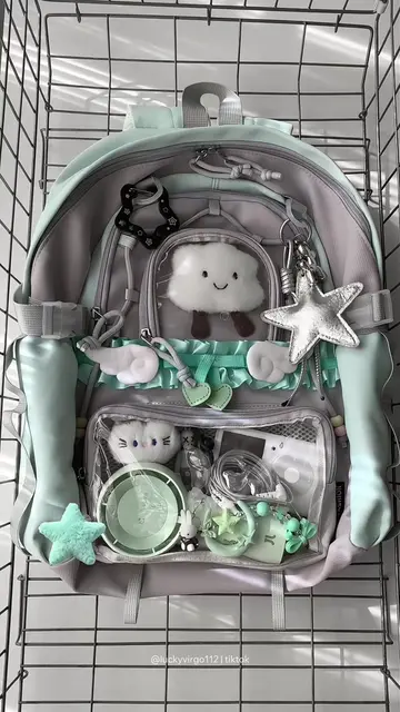 what’s in my mint green school backpack 🍀 #studentbag #backpack #backpackforsch