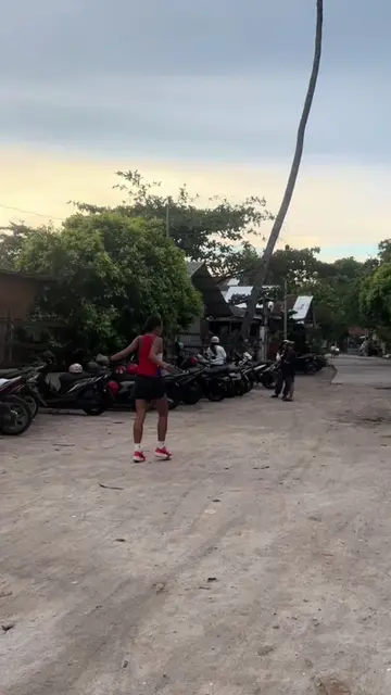 POV: kahit sa outing takbo parin 😂