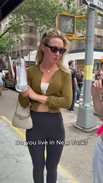 Asking girls in the #westvillage what they pay for rent 💅💕 #nyc #girlswhosuble