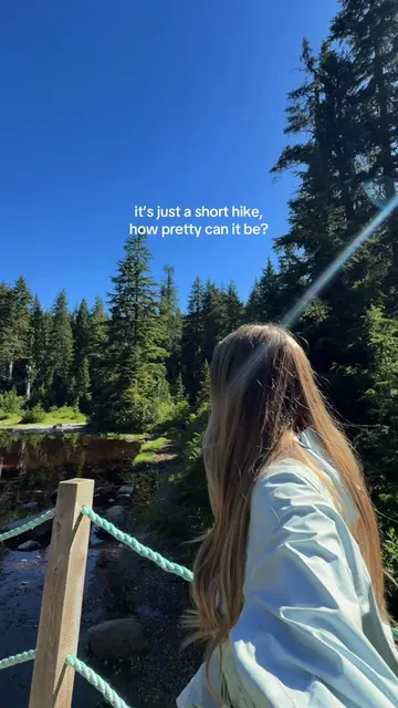 Went on the most magical waterfall hike the other day 🌿🇨🇦 Shannon Falls, BC