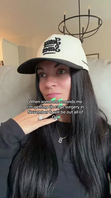 Hahahahah who wants to log into my tik tok & post Black Friday and Christmas vid