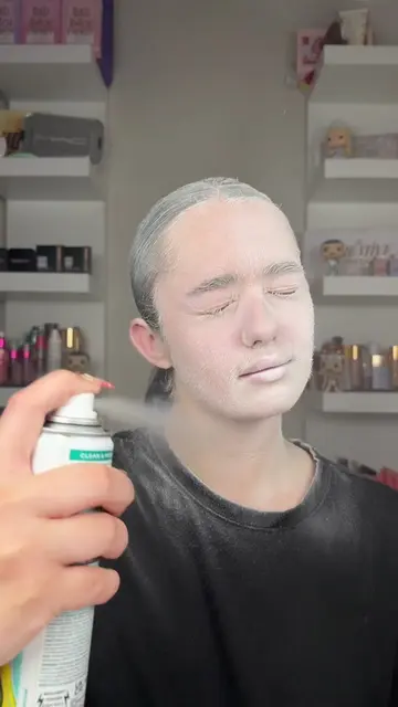 Let’s shave our face again… it’s been so overdue 😱🥲 - this is soooo satisfying