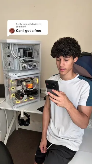 Replying to @joshhdaviess He should’ve just followed 😔 #gamingpc #pcbuild #Tech
