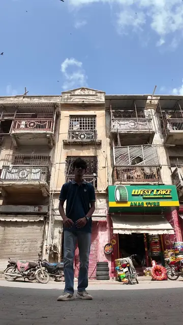 In this video, I’m taking you inside one of Karachi’s hidden architectural treas